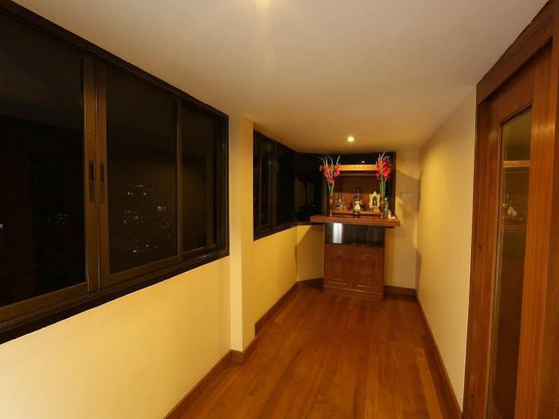 Queen'S Park Hotel Yangon Bagian luar foto